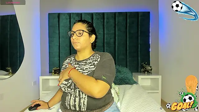 DanielleEvans  online show from 01-17-26, 11:26