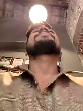 Snapshot of _IRRESISTIBLE_ chatting on 02-16-25, 09:04 IRRESISTIBLE online show from 02-16-25, 09:04