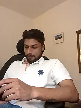 Snapshot of _IRRESISTIBLE_ chatting on 02-21-25, 04:05 IRRESISTIBLE online show from 02-21-25, 04:05