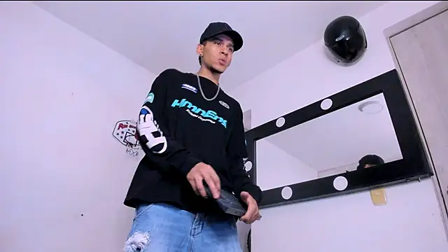 Samuel Suarez online show from 05-05-26, 06:10