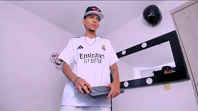 Samuel Suarez online show from 05-06-26, 08:14