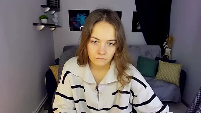 Snapshot of KristinaLoison chatting on 01-24-25, 04:06 KristinaLoison online show from 01-24-25, 04:06