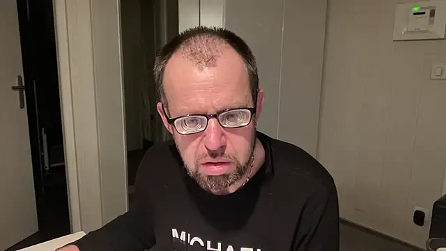 Snapshot of FABIOGLASSES chatting on 05-07-26, 11:43 FABIOGLASSES online show from 05-07-26, 11:43