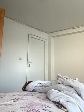 Mary Hot  online show from 10-14-25, 12:50