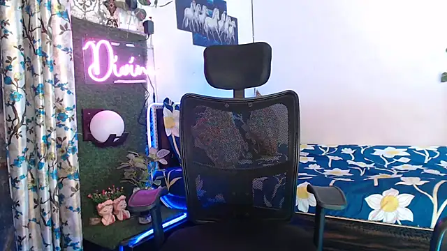 Snapshot of The_Divine_Love chatting on 01-12-25, 10:12 The Divine Love online show from 01-12-25, 10:12