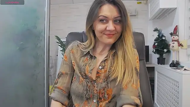 EllaMilf  online show from 12-12-24, 04:32