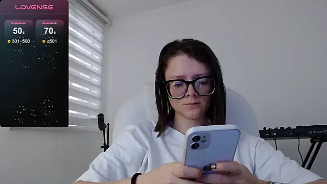 Arya starrk online show from 12-23-24, 02:17