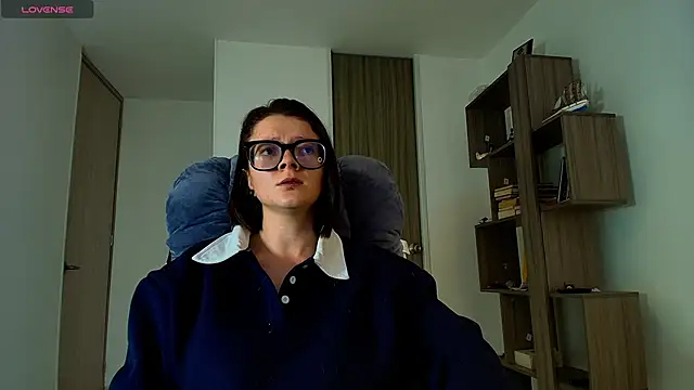 Arya starrk online show from 11-25-25, 02:39