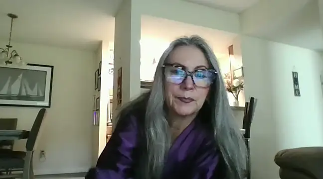 EvaRobinson online show from 02-19-25, 06:00