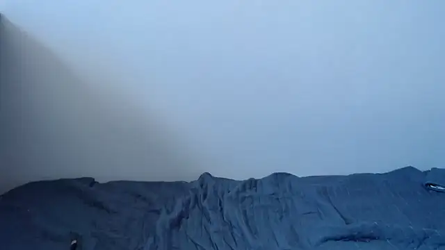 Laiara22 online show from 10-22-25, 06:18