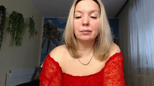 soaring love online show from 02-17-25, 04:20