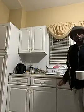 Snapshot of dingoding chatting on 01-05-25, 01:03 dingoding online show from 01-05-25, 01:03