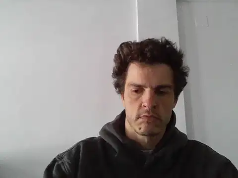 HeteroOli online show from 05-17-26, 08:55