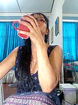kelly dirty  online show from 05-01-26, 04:55