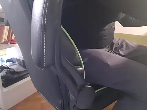 feathersify online show from 02-04-26, 06:41