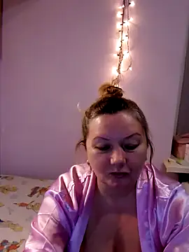 Snapshot of Lusi-777 chatting on 12-13-24, 10:02 Lusi-777 online show from 12-13-24, 10:02
