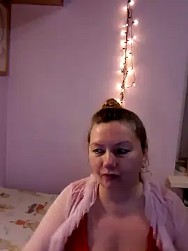 Snapshot of Lusi-777 chatting on 12-15-24, 06:15 Lusi-777 online show from 12-15-24, 06:15