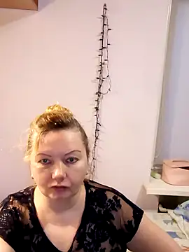 Snapshot of Lusi-777 chatting on 12-17-24, 12:54 Lusi-777 online show from 12-17-24, 12:54