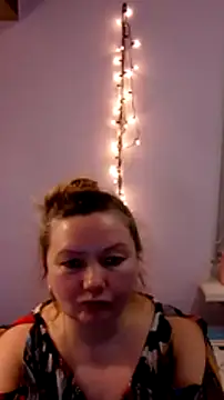 Snapshot of Lusi-777 chatting on 01-06-25, 04:13 Lusi-777 online show from 01-06-25, 04:13