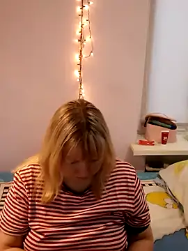 Snapshot of Lusi-777 chatting on 01-11-25, 10:08 Lusi-777 online show from 01-11-25, 10:08