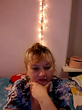 Snapshot of Lusi-777 chatting on 02-11-25, 09:14 Lusi-777 online show from 02-11-25, 09:14