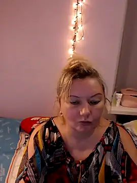 Snapshot of Lusi-777 chatting on 02-24-25, 04:47 Lusi-777 online show from 02-24-25, 04:47