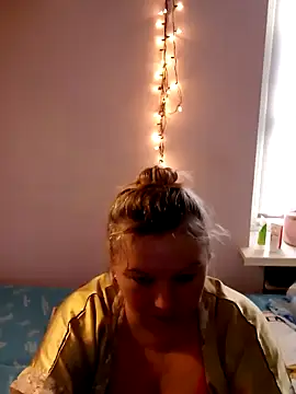 Snapshot of Lusi-777 chatting on 02-27-25, 10:48 Lusi-777 online show from 02-27-25, 10:48