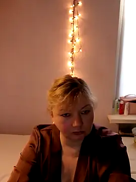 Snapshot of Lusi-777 chatting on 03-11-25, 11:44 Lusi-777 online show from 03-11-25, 11:44