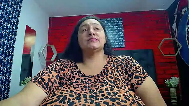 Snapshot of TistMature chatting on 01-15-25, 04:00 TistMature online show from 01-15-25, 04:00