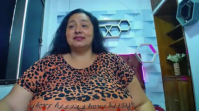 Snapshot of TistMature chatting on 03-19-25, 04:24 TistMature online show from 03-19-25, 04:24