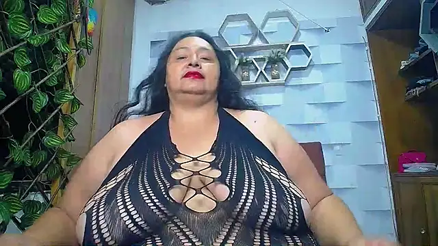 Snapshot of TistMature chatting on 09-11-25, 01:11 TistMature online show from 09-11-25, 01:11