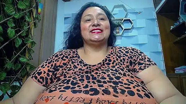 Snapshot of TistMature chatting on 09-15-25, 01:33 TistMature online show from 09-15-25, 01:33