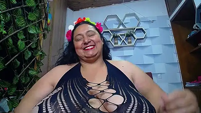 Snapshot of TistMature chatting on 09-24-25, 01:14 TistMature online show from 09-24-25, 01:14