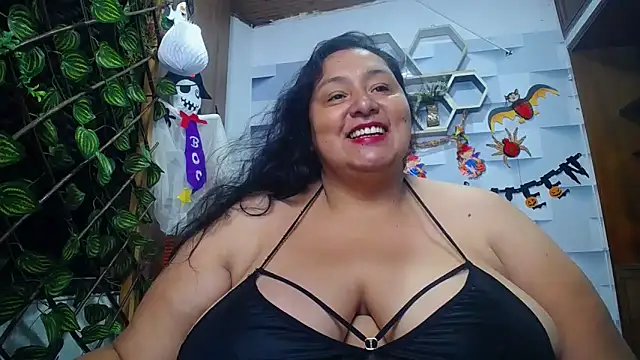 Snapshot of TistMature chatting on 10-25-25, 01:18 TistMature online show from 10-25-25, 01:18