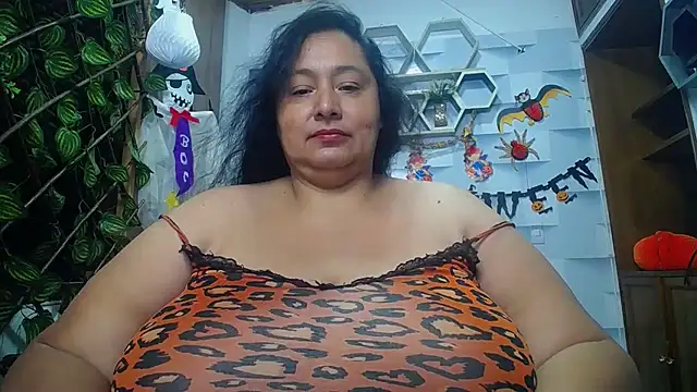 Snapshot of TistMature chatting on 11-04-25, 01:10 TistMature online show from 11-04-25, 01:10