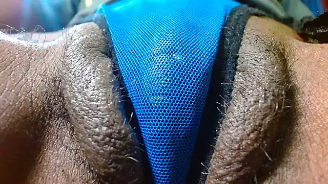 Snapshot of bethanywilson_23 chatting on 10-24-25, 01:40 bethanywilson 23 online show from 10-24-25, 01:40