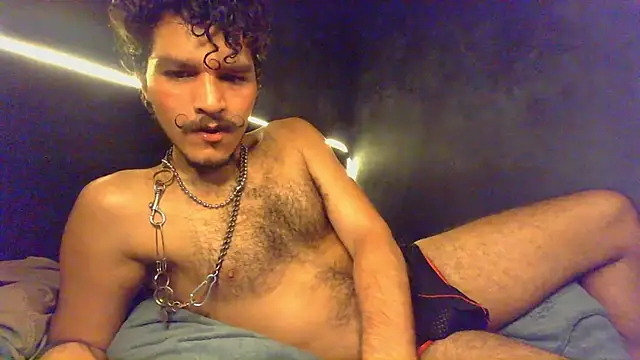 Snapshot of die_mond chatting on 02-17-26, 11:07 die mond online show from 02-17-26, 11:07