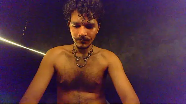 Snapshot of die_mond chatting on 02-19-26, 03:35 die mond online show from 02-19-26, 03:35