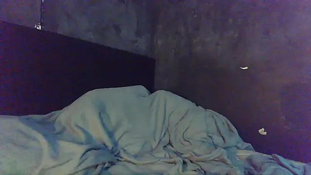 Snapshot of die_mond chatting on 04-30-26, 02:29 die mond online show from 04-30-26, 02:29