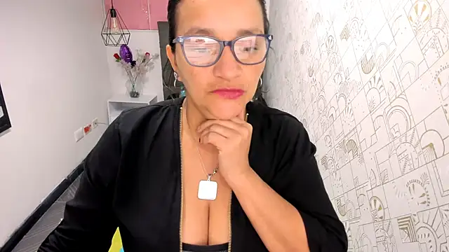 MarilynMiilf  online show from 12-28-24, 11:05