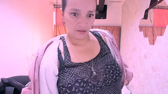 MarilynMiilf  online show from 09-16-25, 07:48