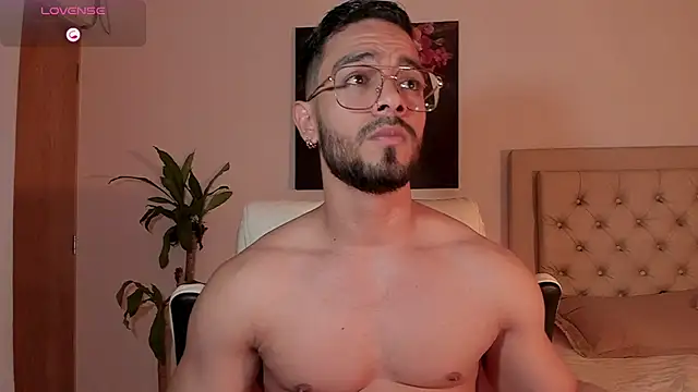 Snapshot of Josseph1_ chatting on 09-29-25, 12:05 Josseph1 online show from 09-29-25, 12:05