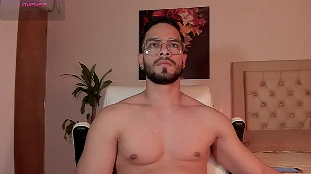 Snapshot of Josseph1_ chatting on 09-30-25, 11:10 Josseph1 online show from 09-30-25, 11:10