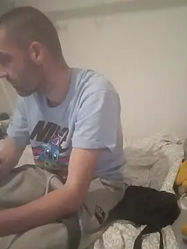 ThatGuyNextDoor1992 online show from 10-20-25, 09:59