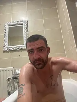 ThatGuyNextDoor1992 online show from 11-10-25, 10:31