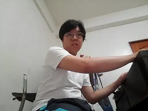 ksshp9502 online show from 09-16-25, 01:01