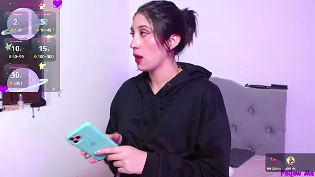 Snapshot of Red-moon1 chatting on 12-24-24, 05:34 Red-moon1 online show from 12-24-24, 05:34