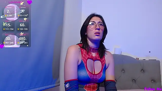 Snapshot of Red-moon1 chatting on 02-17-25, 11:44 Red-moon1 online show from 02-17-25, 11:44