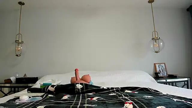 MerceyMercedeez online show from 01-14-25, 03:04