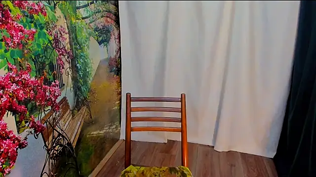 Snapshot of I-JUST-I chatting on 12-26-24, 09:11 I-JUST-I online show from 12-26-24, 09:11